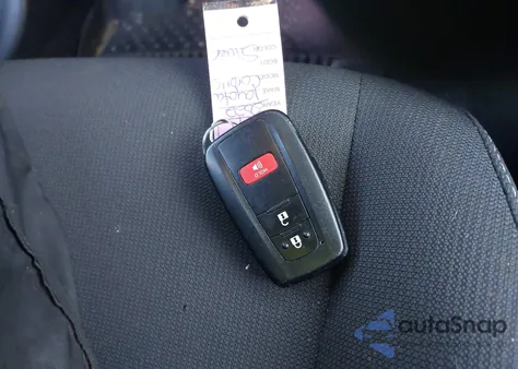 2022 Toyota Corolla Se Nightshade Edition z USA, uszkodzony, nr VIN JTND4MBEXN3174164